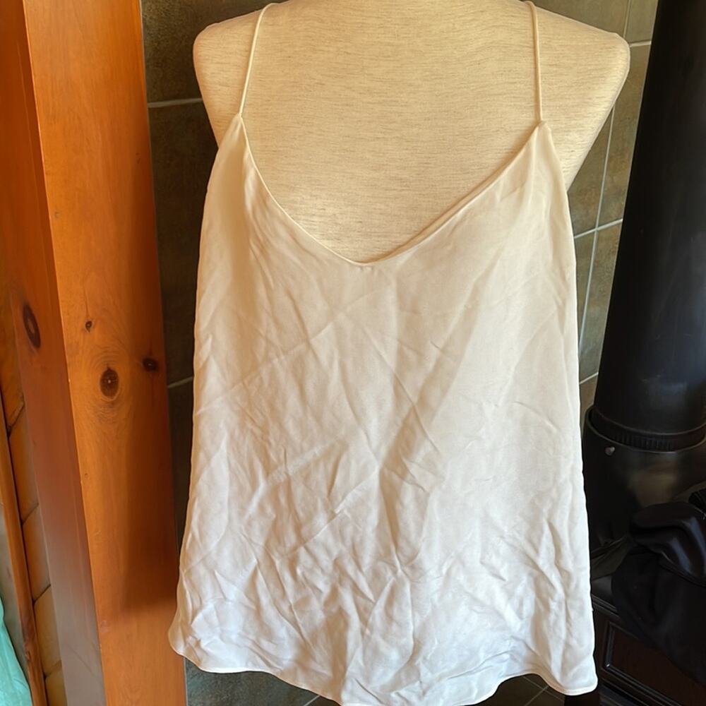J.Crew 100% silk Camisole Vneck Elevated Basics Office Holiday Old Money 16 Tall